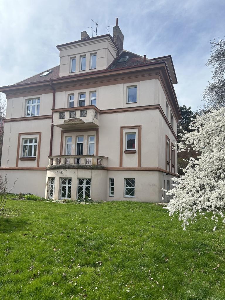 Pronájem bytu 2+kk 55 m2