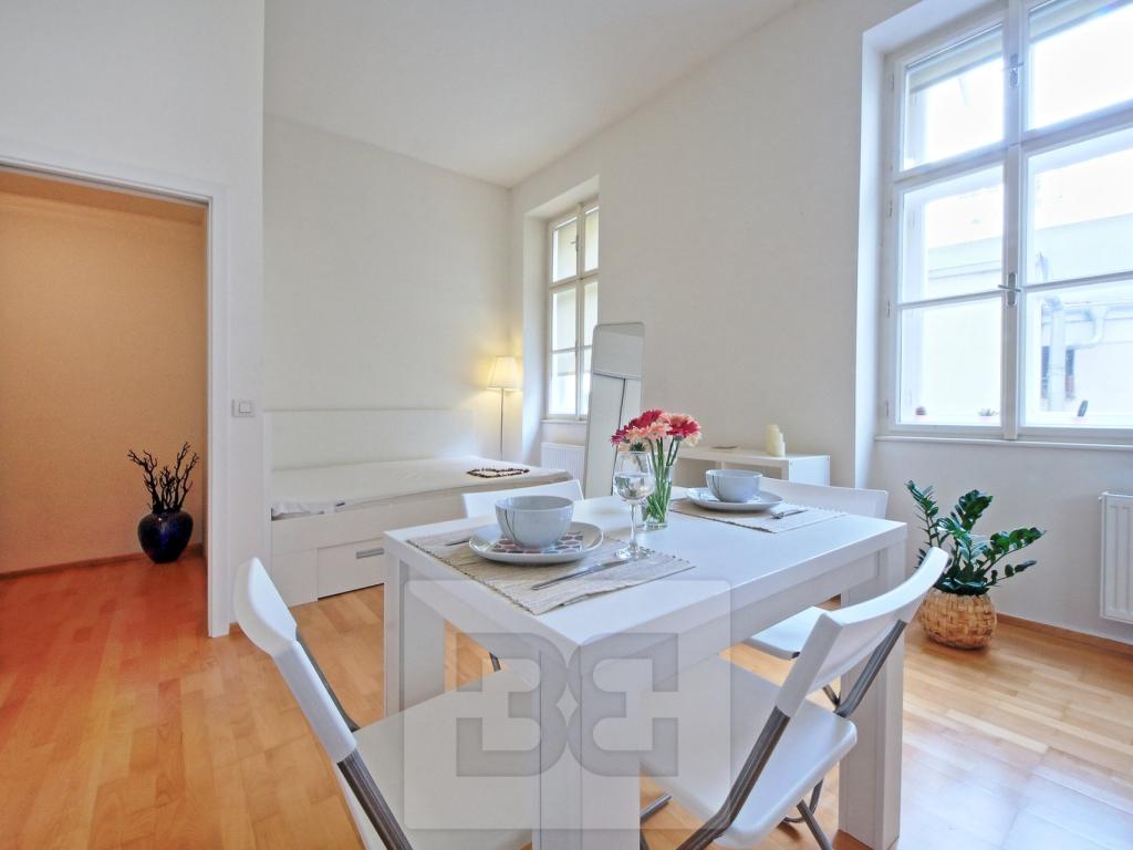Pronájem bytu 1+kk 31 m2