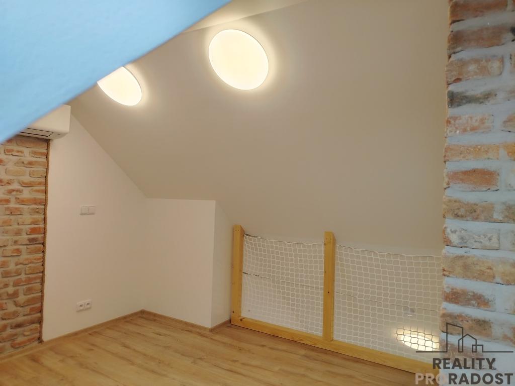 Pronájem bytu 3+kk 65 m2