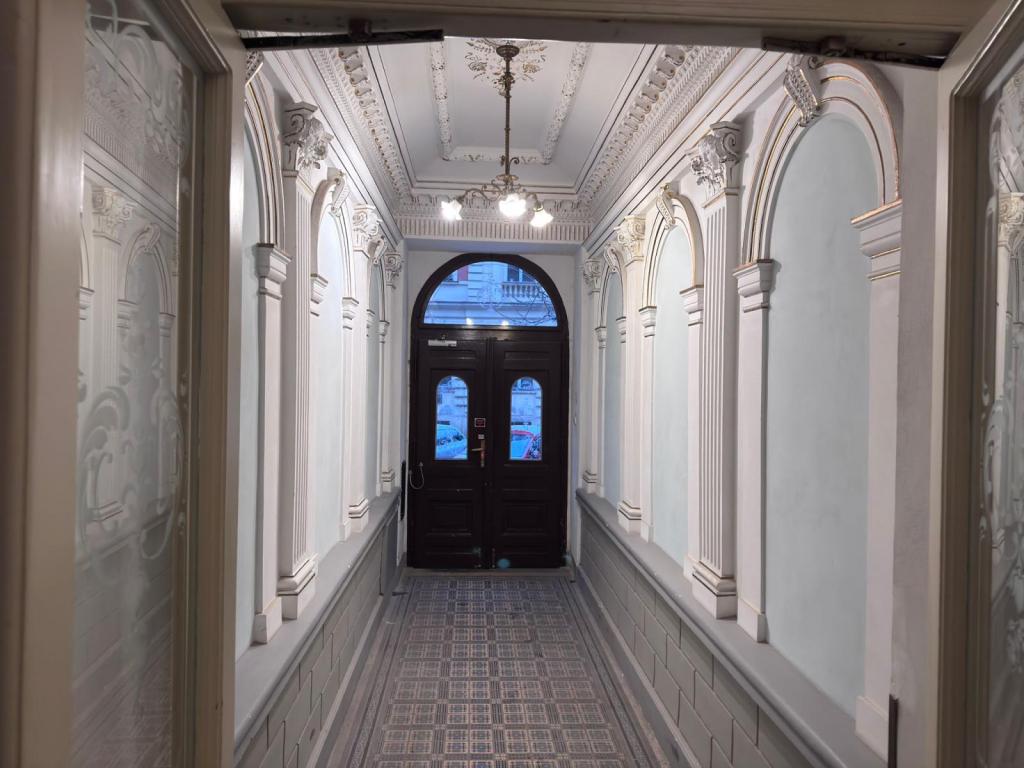 Prodej bytu 1+kk 45 m2, Praha – náhled fotky 13