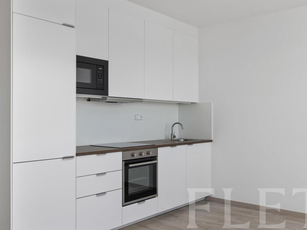 Pronájem bytu 1+kk 33 m2