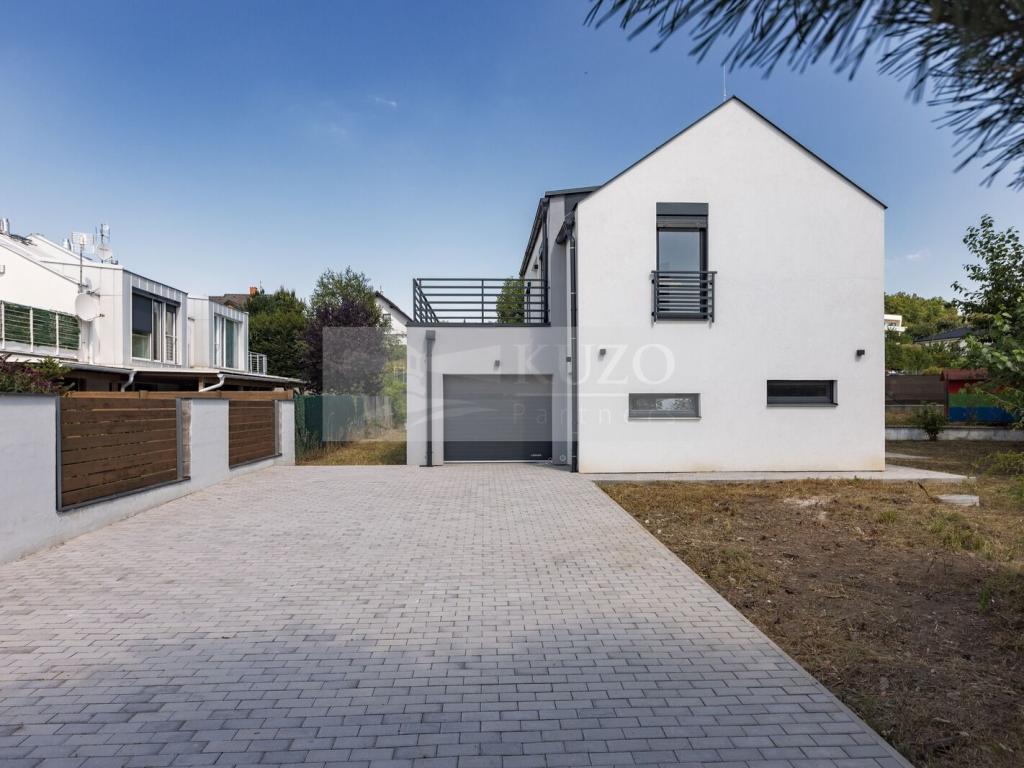 Pronájem domu 165 m2