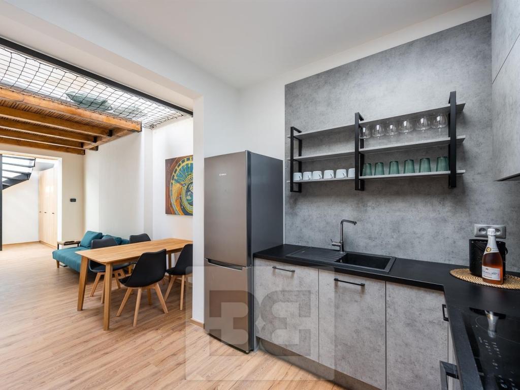 Pronájem bytu 2+kk 60 m2