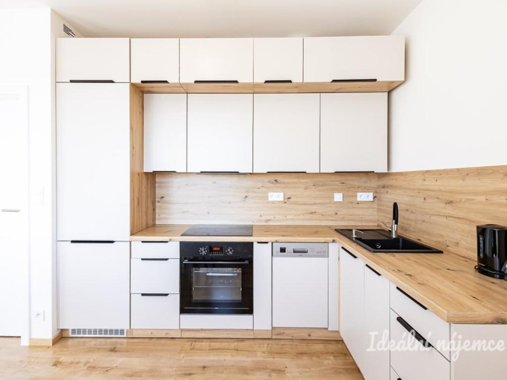 Pronájem bytu 2+kk 55 m2