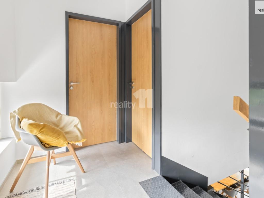 Pronájem bytu 3+kk 105 m2, Praha – náhled fotky 8