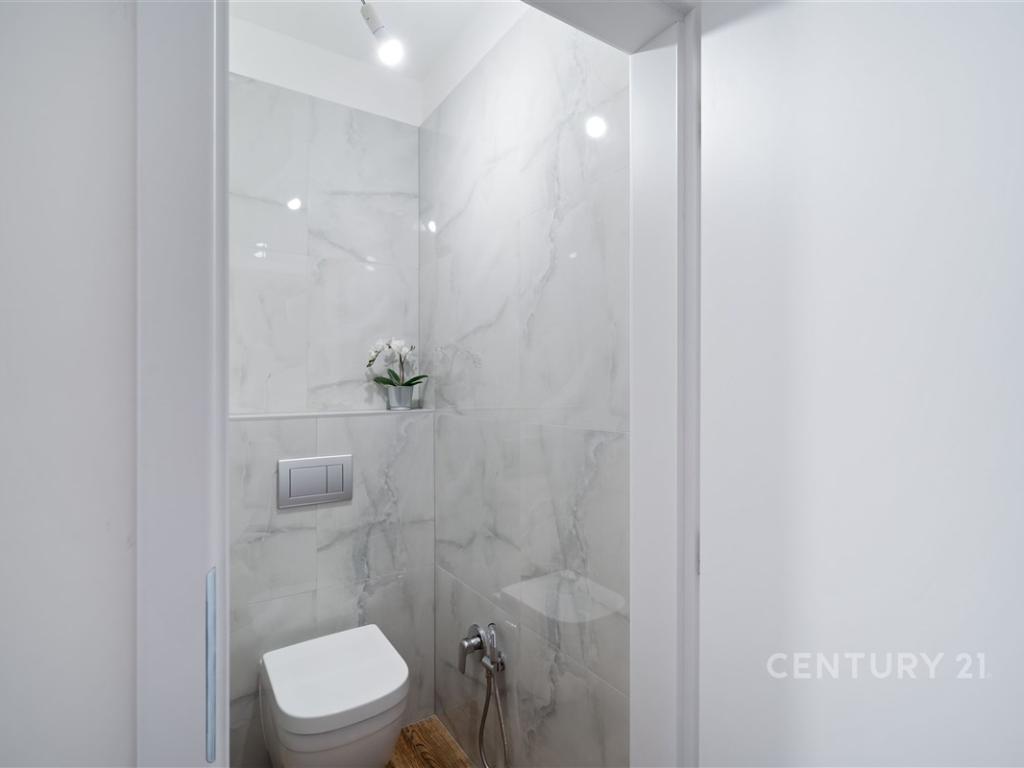 Pronájem bytu 2+1 70 m² - Widok 6