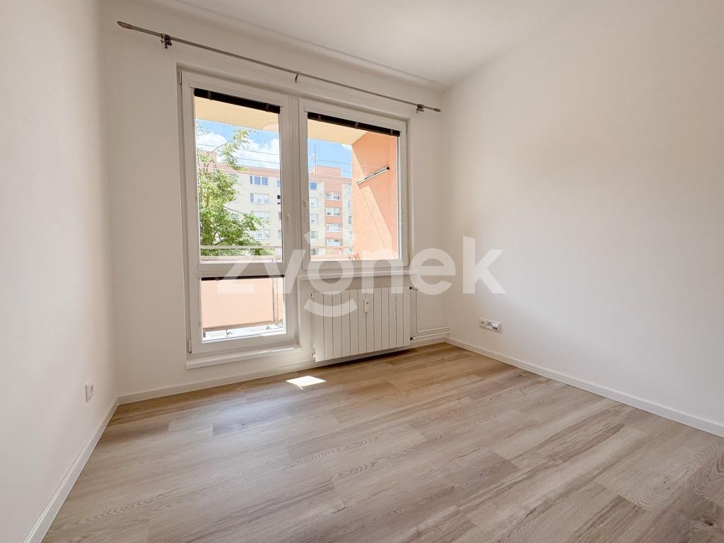 Pronájem bytu 3+1 66 m² – pohled 6