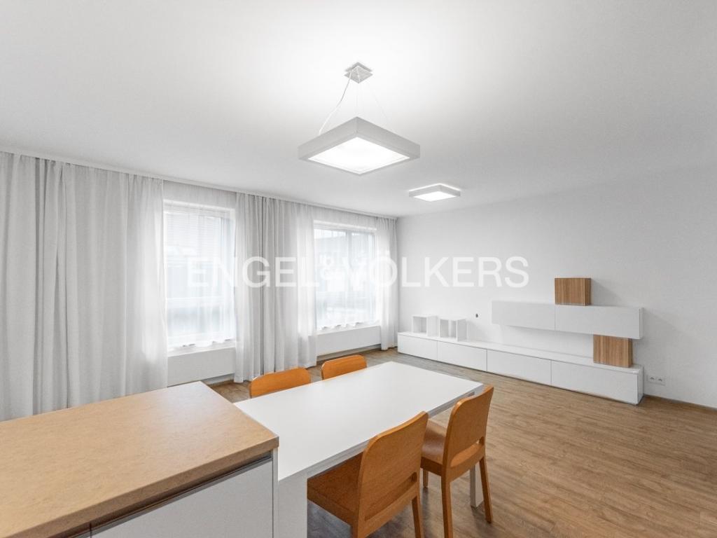 Pronájem bytu 2+kk 70 m2