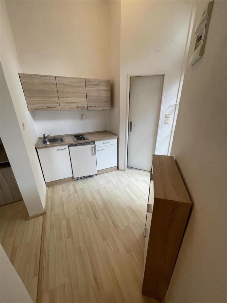 Pronájem bytu 1+kk 23 m2