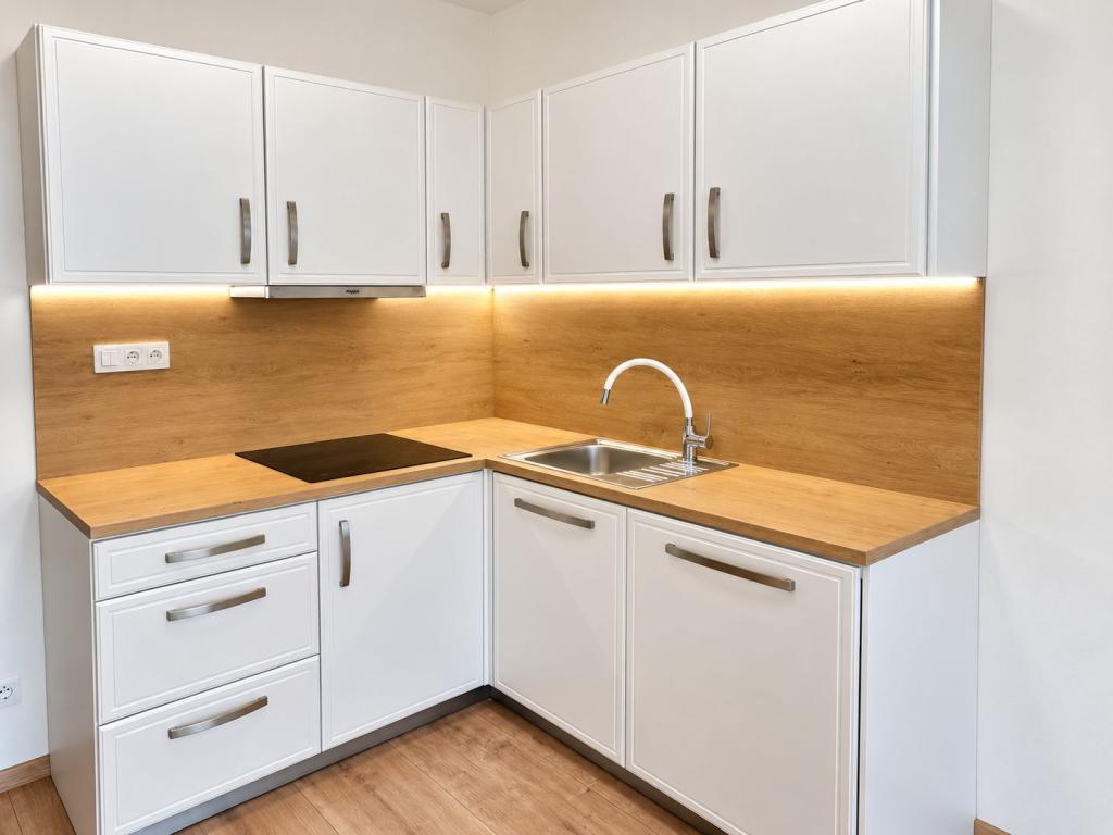 Pronájem bytu 1+kk 32 m2