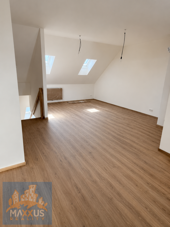 Pronájem bytu 2+kk 100 m2