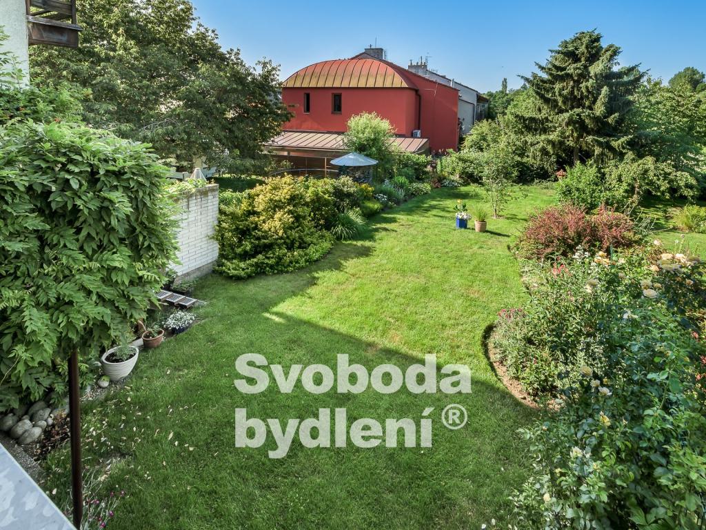 Listing 1