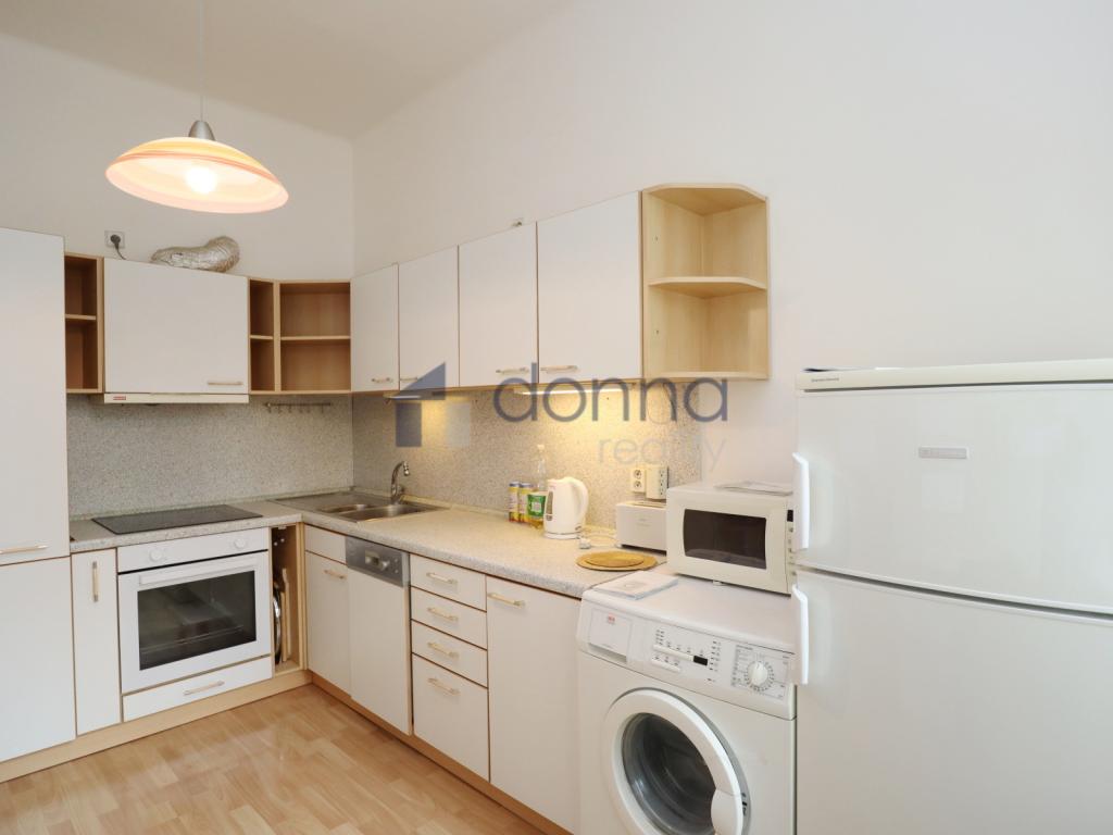 Pronájem bytu 2+1 81 m2