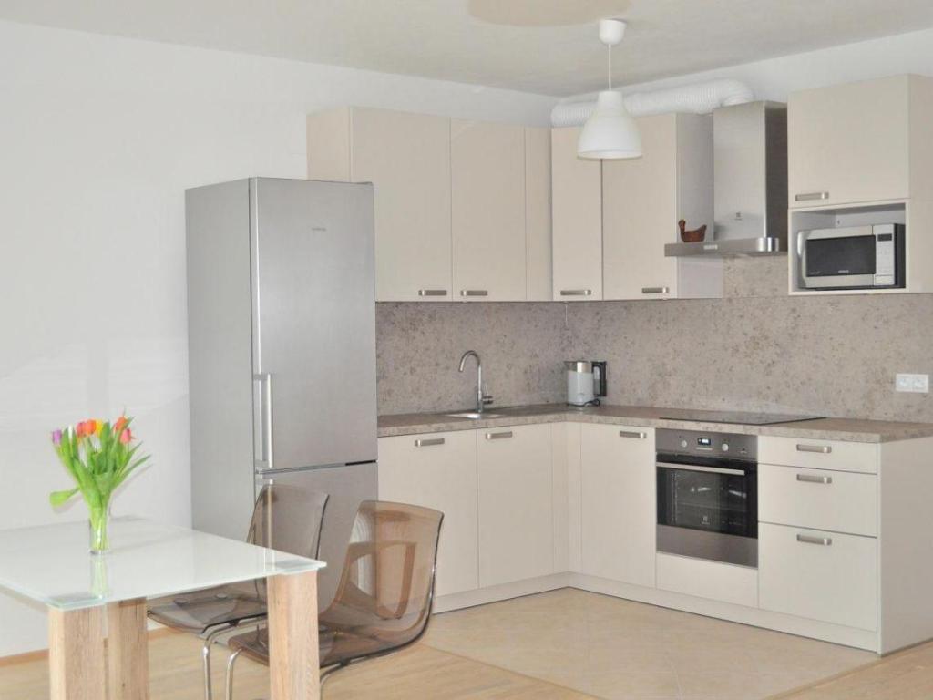Pronájem bytu 1+kk 40 m2