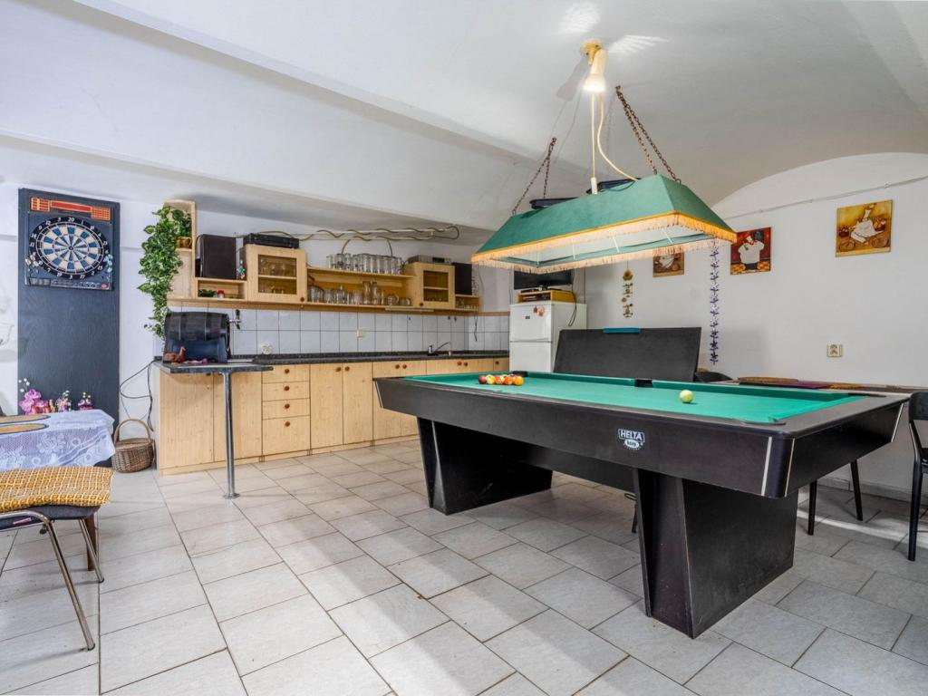 Prodej domu 365 m2, Úsobí – náhled fotky 13
