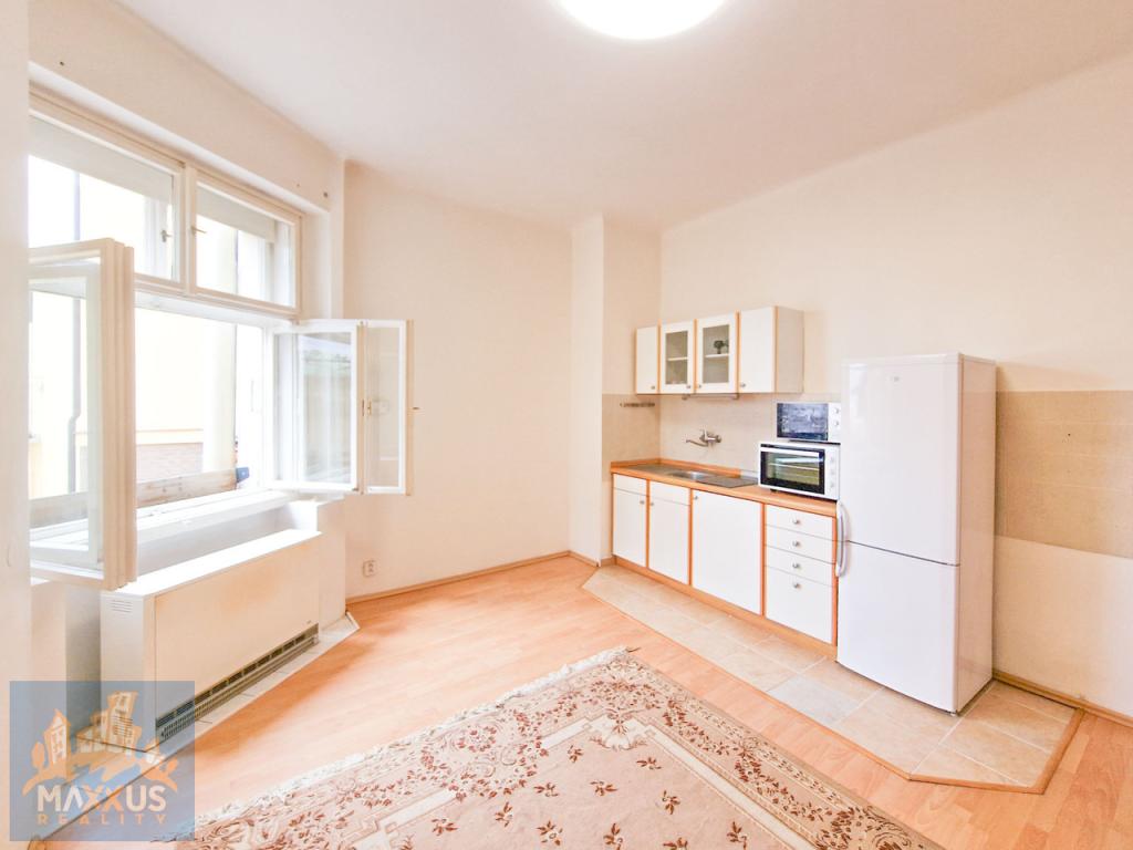 Pronájem bytu 1+kk 28 m2
