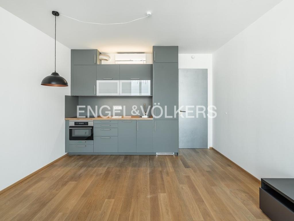 Pronájem bytu 2+kk 52 m2