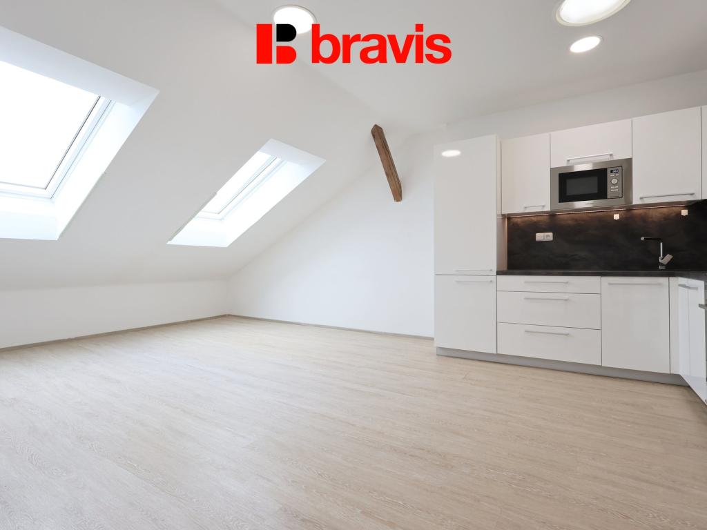 Pronájem bytu 2+kk 62 m2