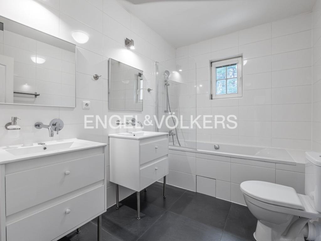 Pronájem domu 302 m2, Praha – náhled fotky 16
