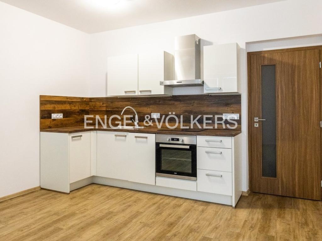 Pronájem bytu 3+kk 75 m2, Plzeň – náhled fotky 2