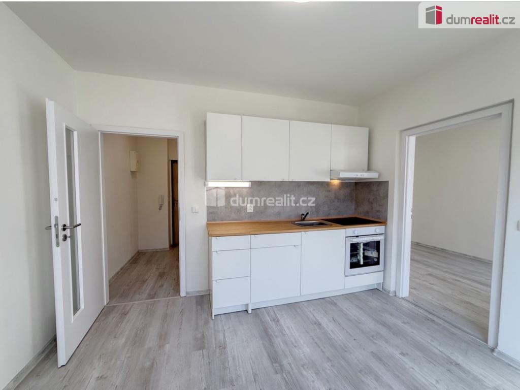 Pronájem bytu 1+1 32 m2