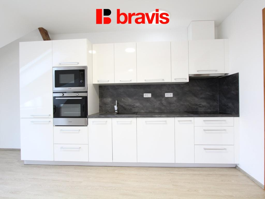 Pronájem bytu 1+kk 61 m2