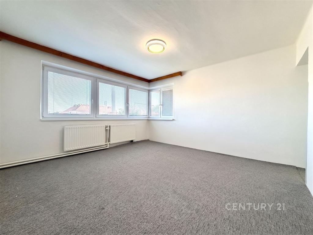 Pronájem bytu 2+1 53 m2