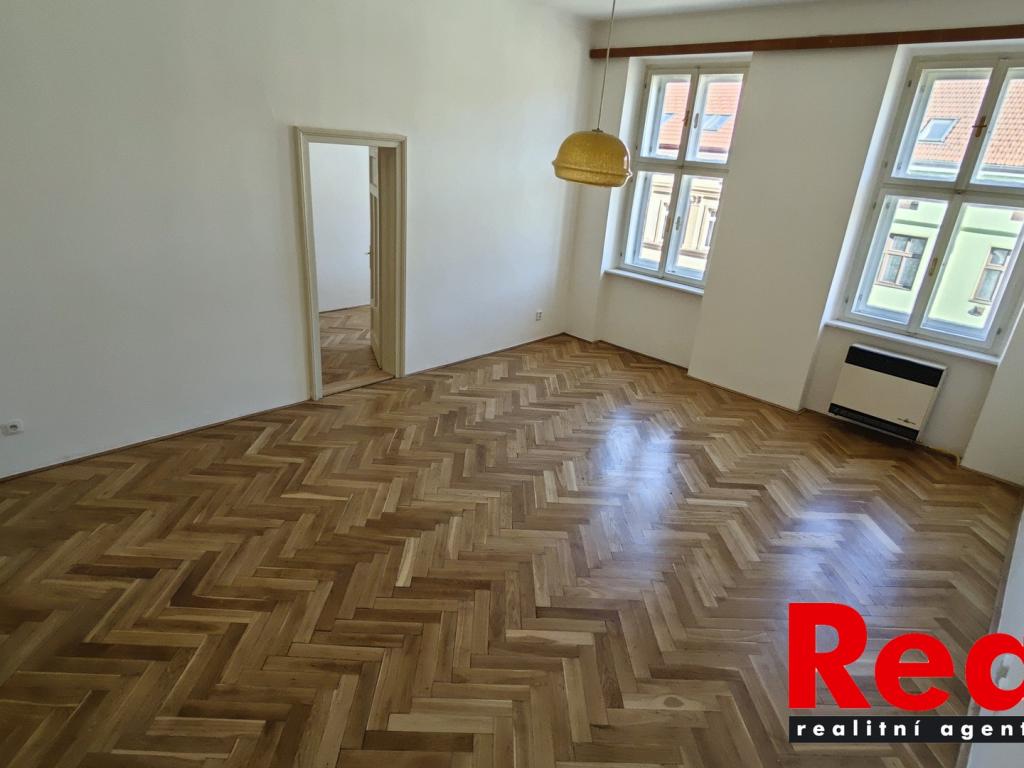 Pronájem bytu 2+1 57 m2
