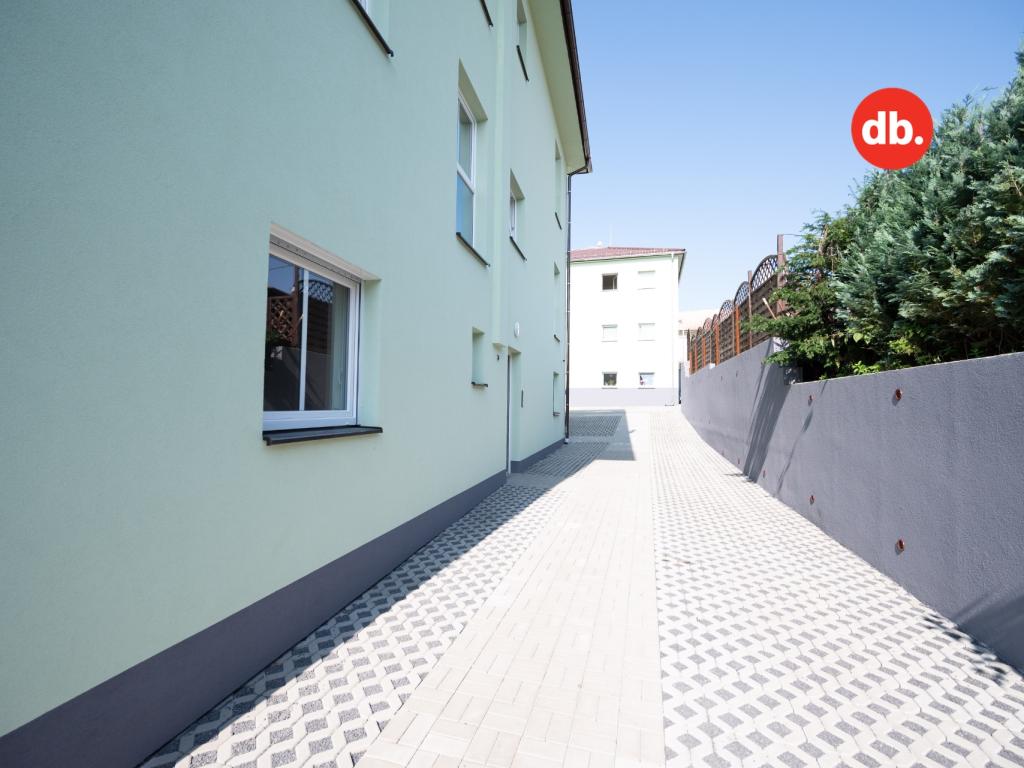 Pronájem bytu 2+kk 50 m2, Dalovice – náhled fotky 9