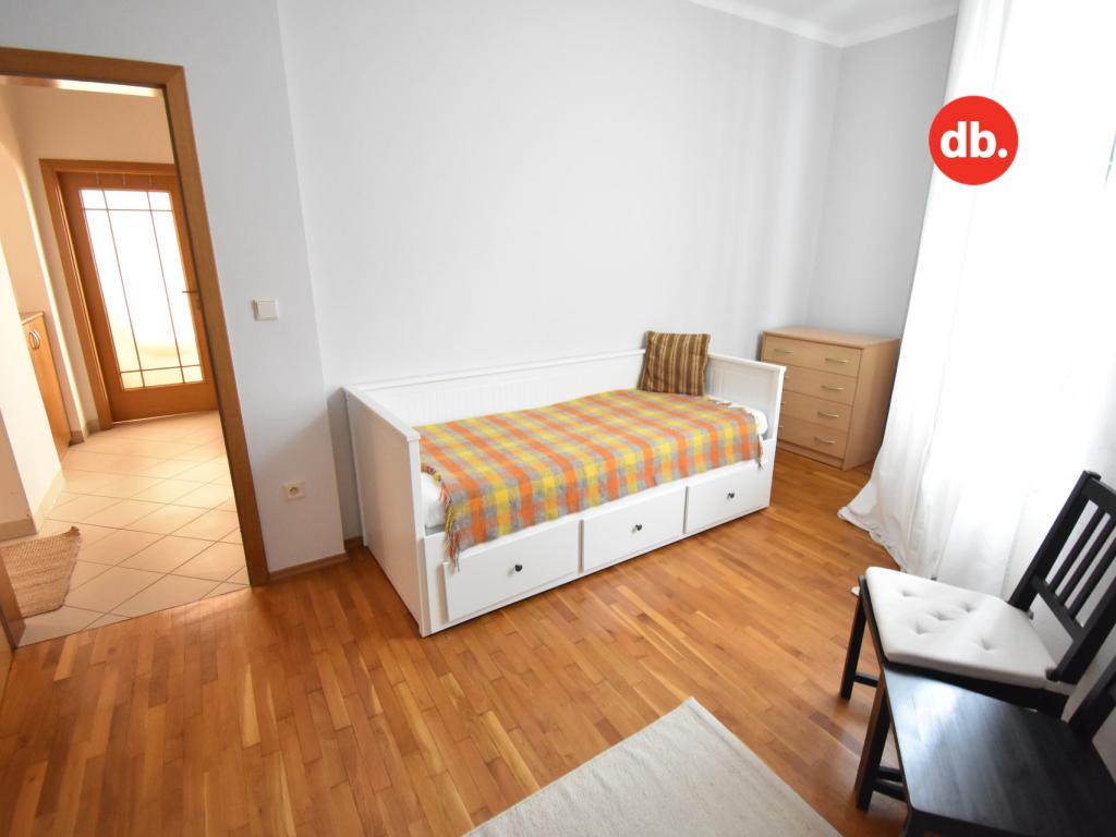 Prodej bytu 3+kk 72 m2, Karlovy Vary – náhled fotky 9