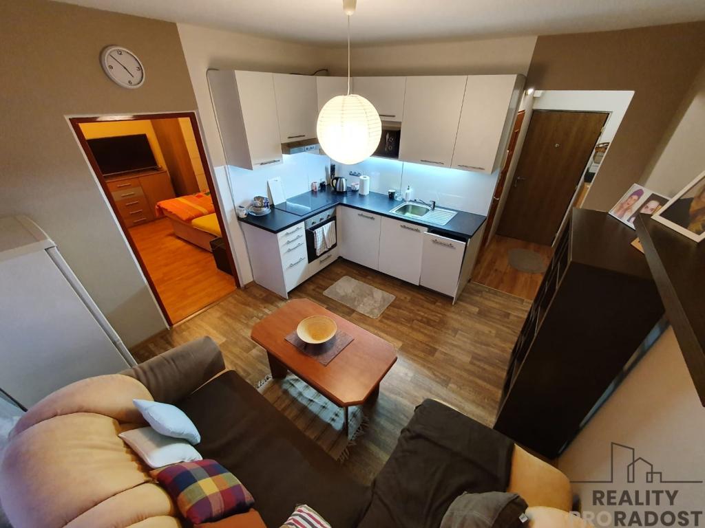 Pronájem bytu 1+1 38 m2