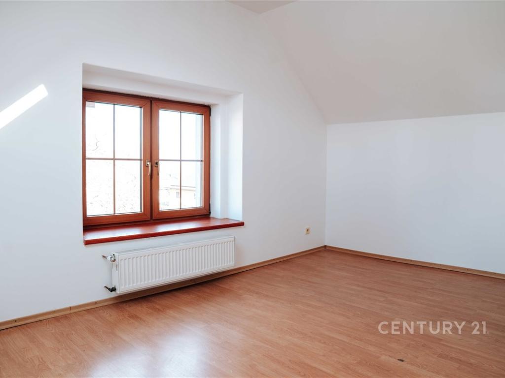 Pronájem bytu 3+1 83 m2