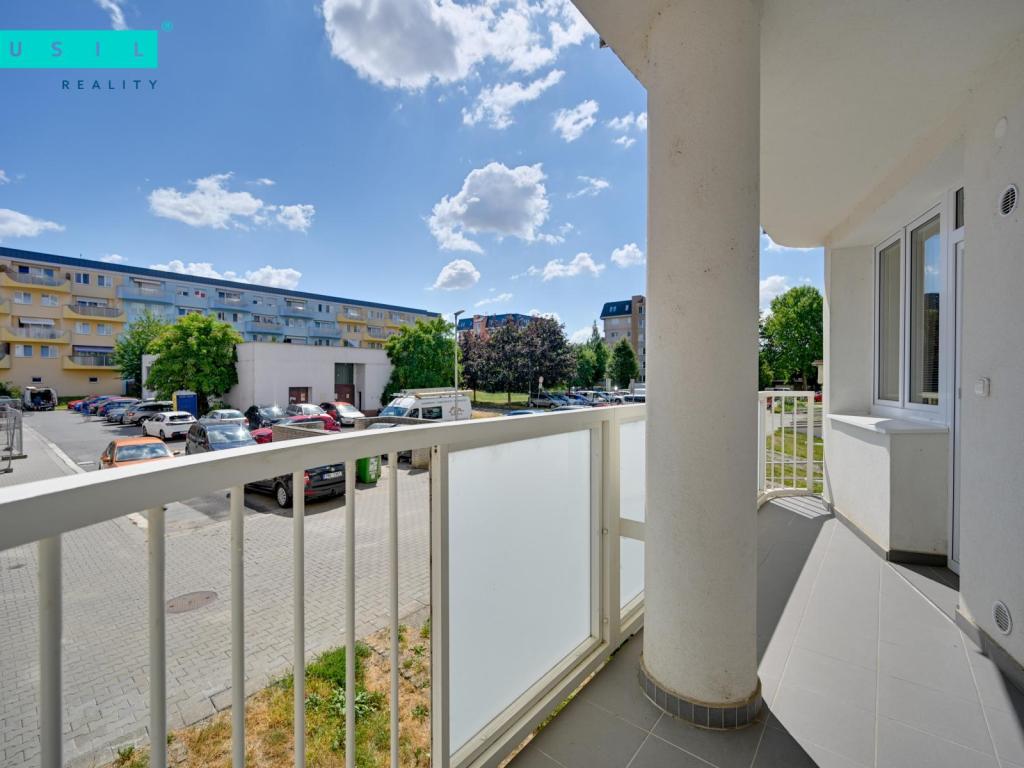 Pronájem bytu 1+1 50 m² – pohled 3
