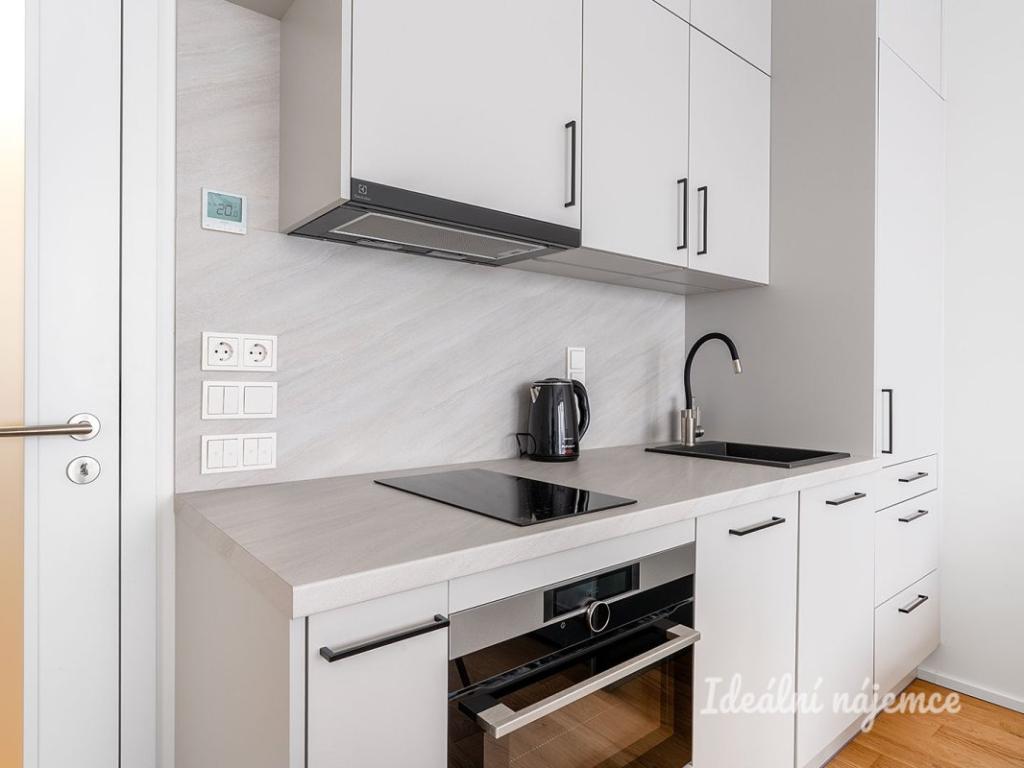 Pronájem bytu 1+kk 31 m2