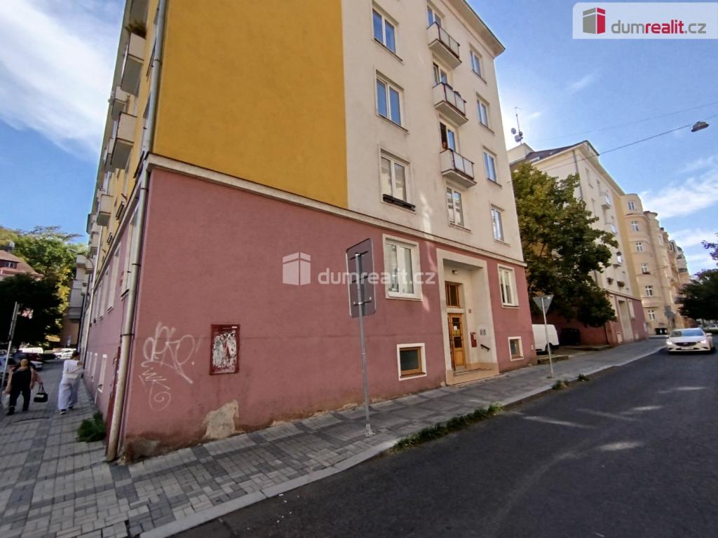 Pronájem bytu 2+1 57 m2