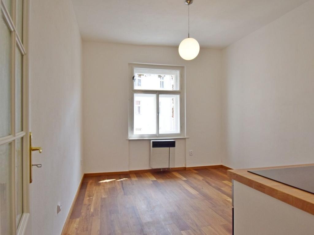 Pronájem bytu 1+kk 23 m2, Praha – náhled fotky 3