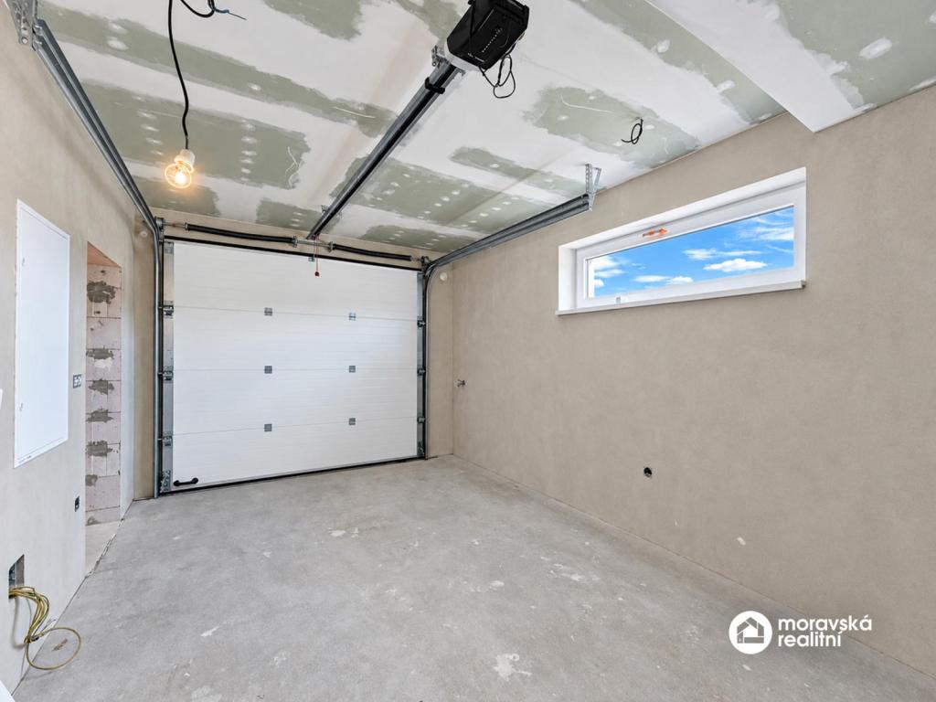 Prodej domu 171 m2, Ivančice – náhled fotky 31