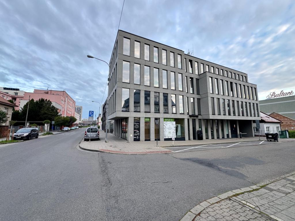 Pronájem bytu 3+kk 90 m2, Zlín – náhled fotky 20