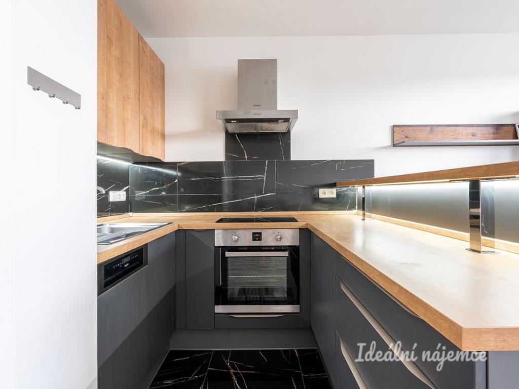 Pronájem bytu 2+kk 44 m2