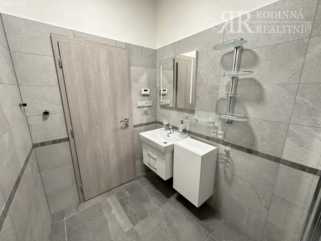 Pronájem bytu 2+kk 64 m2