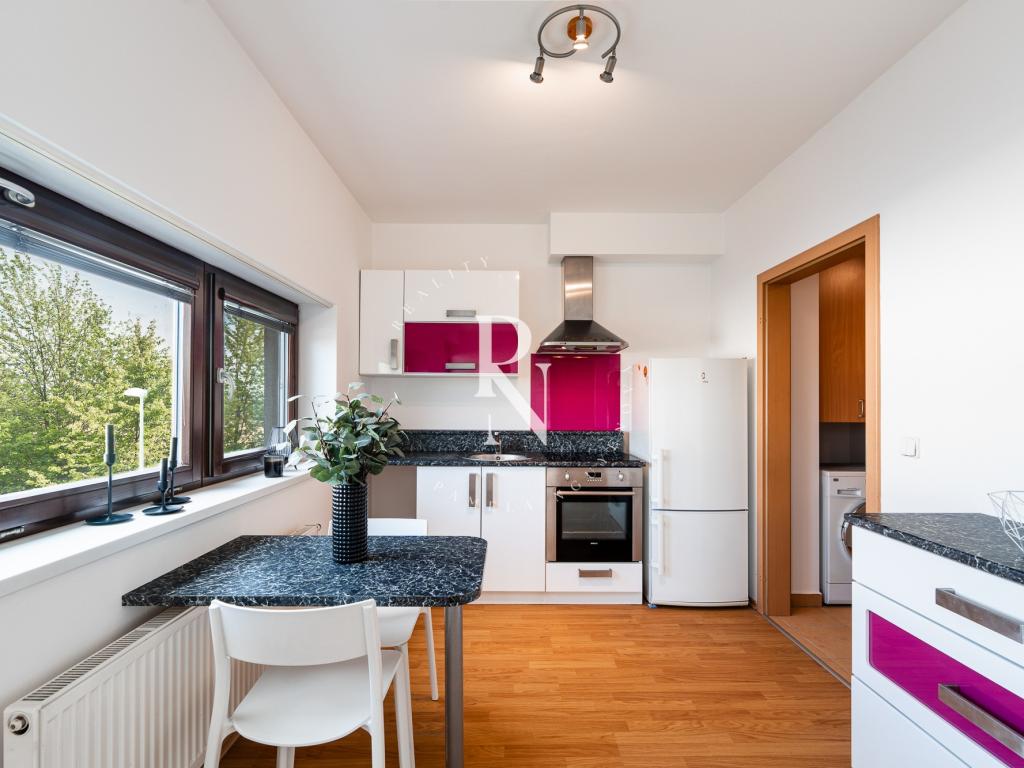 Pronájem bytu 1+kk 34 m2