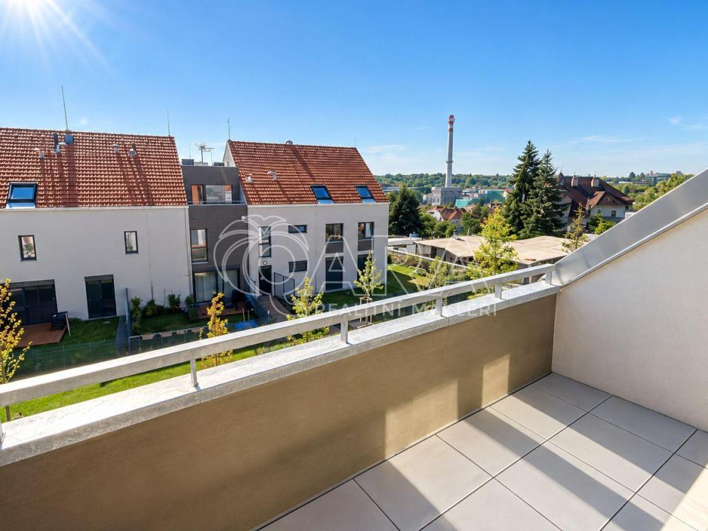 Pronájem bytu 1+kk 28 m2