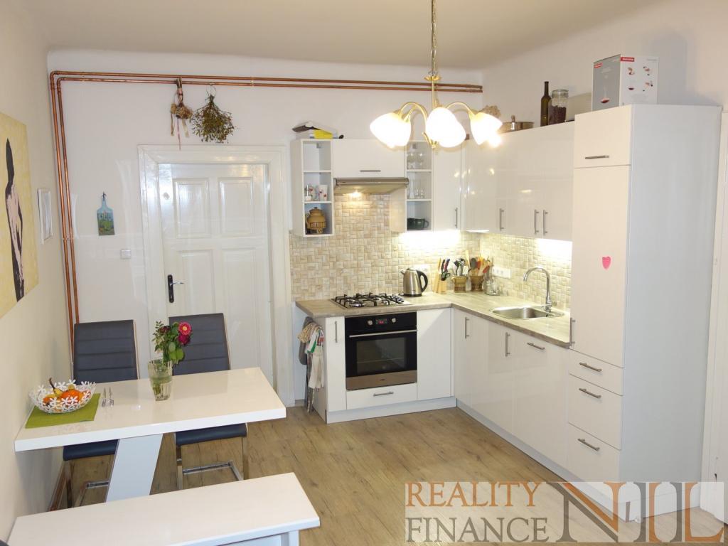 Pronájem bytu 3+kk 69 m2