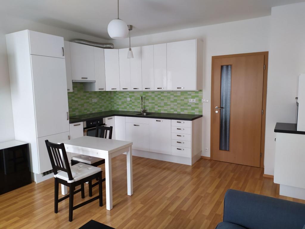 Pronajem bytu 2+kk 44 m2