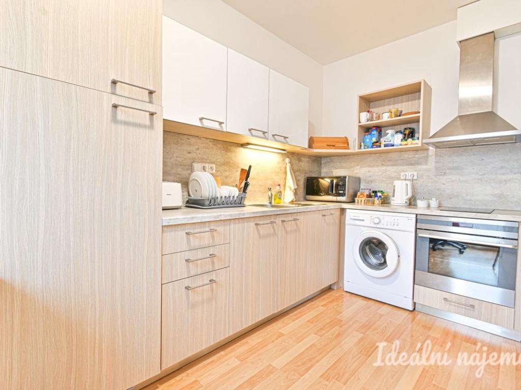 Pronájem bytu 1+kk 30 m2