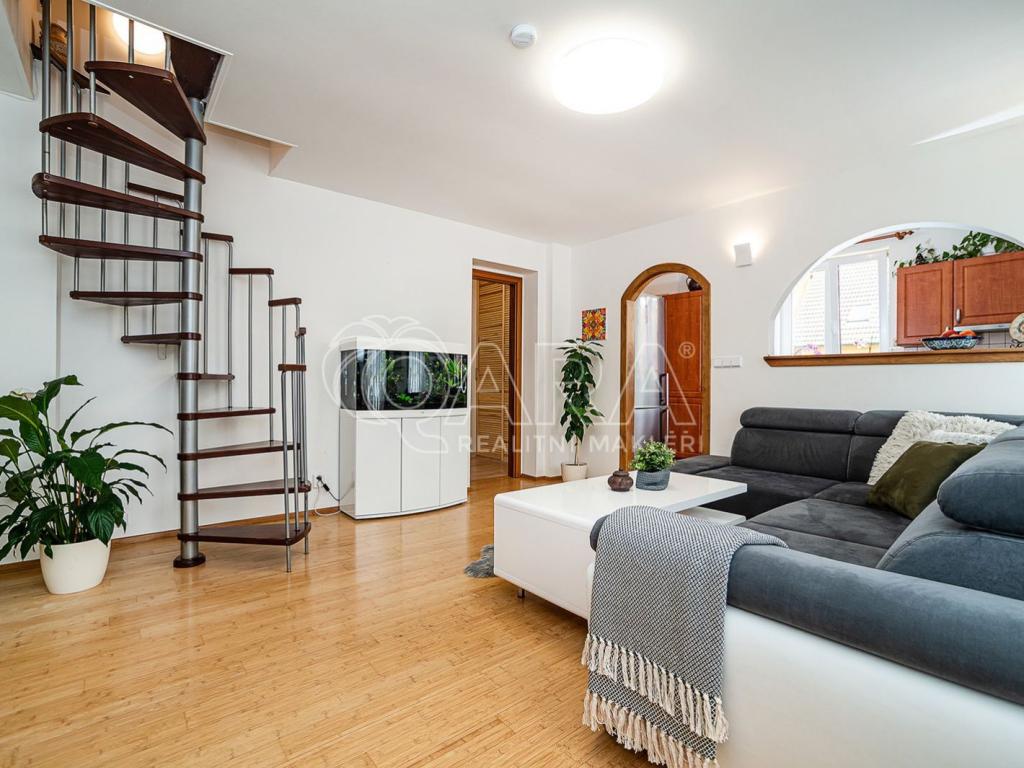 Pronájem bytu 5+1 105 m2