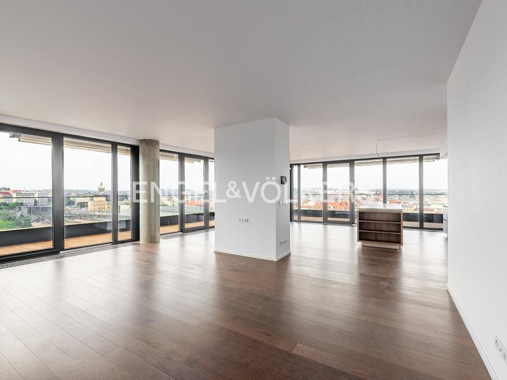 Pronájem bytu 5+kk 230 m2