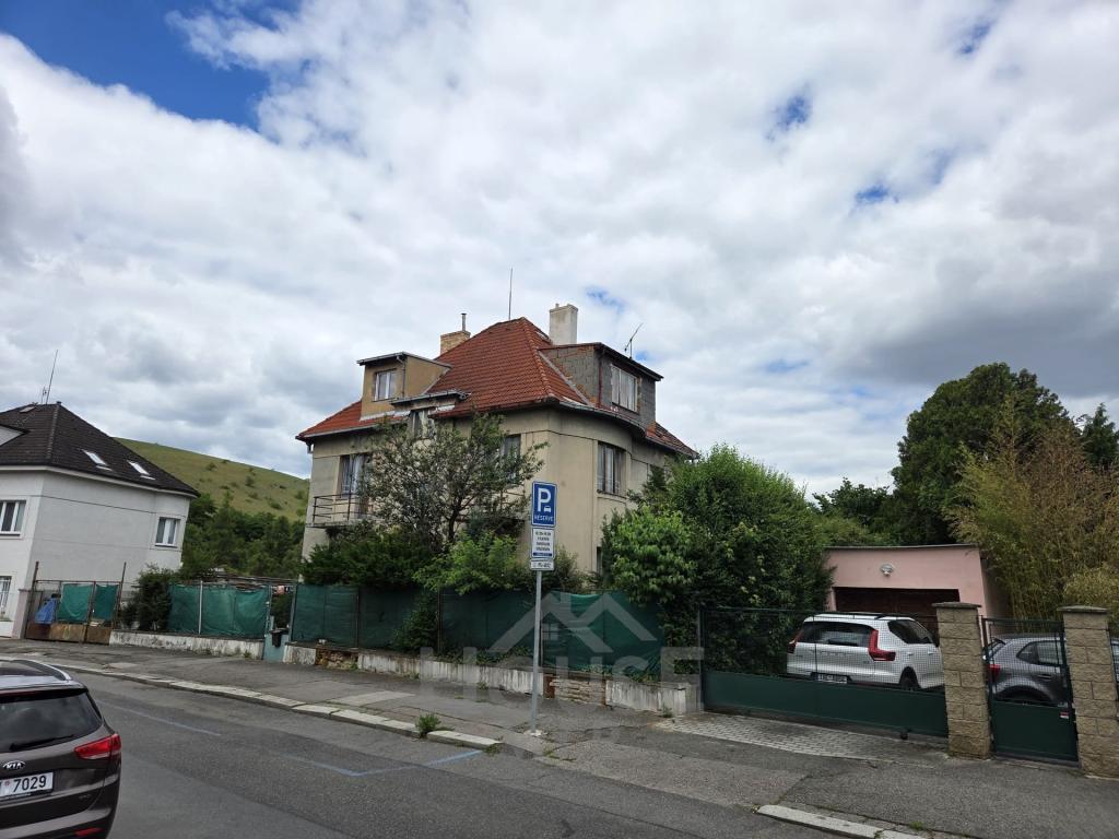 Prodej domu 430 m2