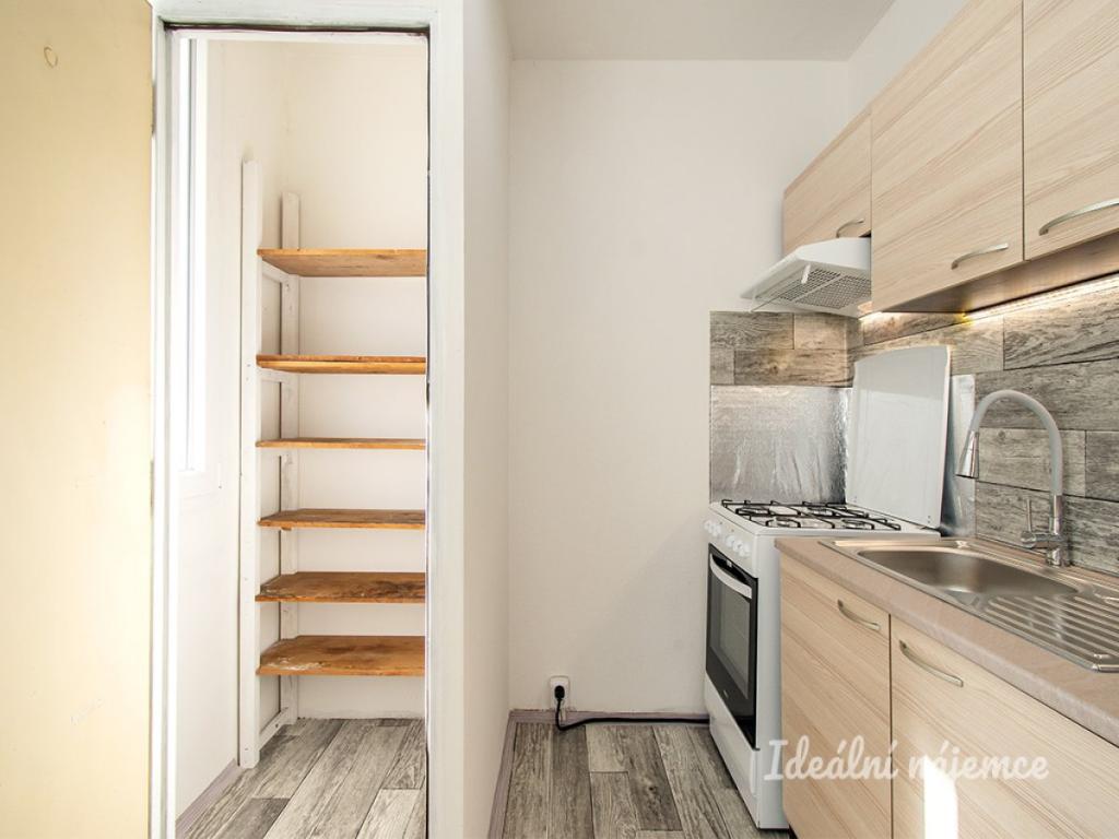Pronájem bytu 1+kk 34 m2
