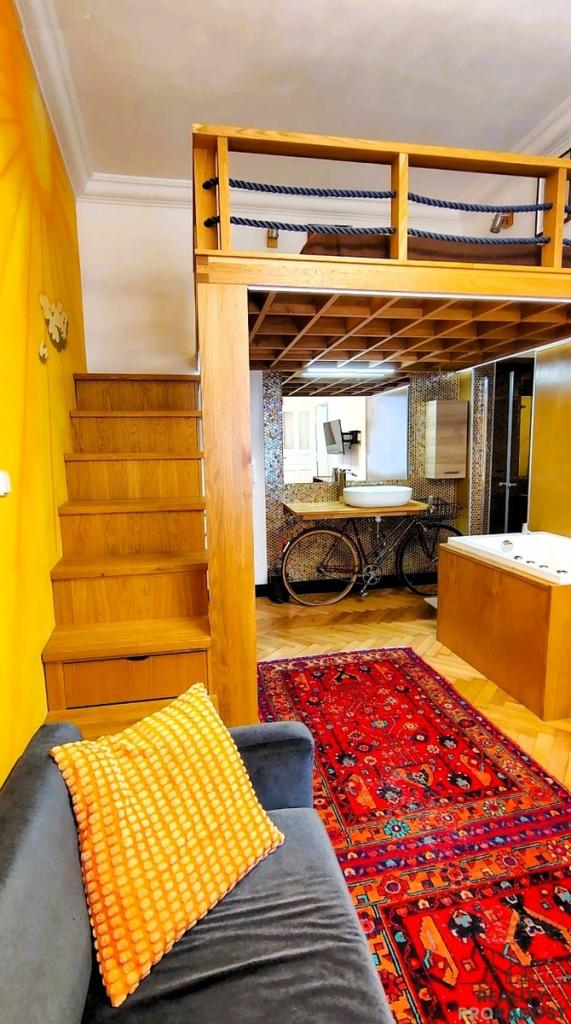 Pronájem bytu 1+1 32 m2